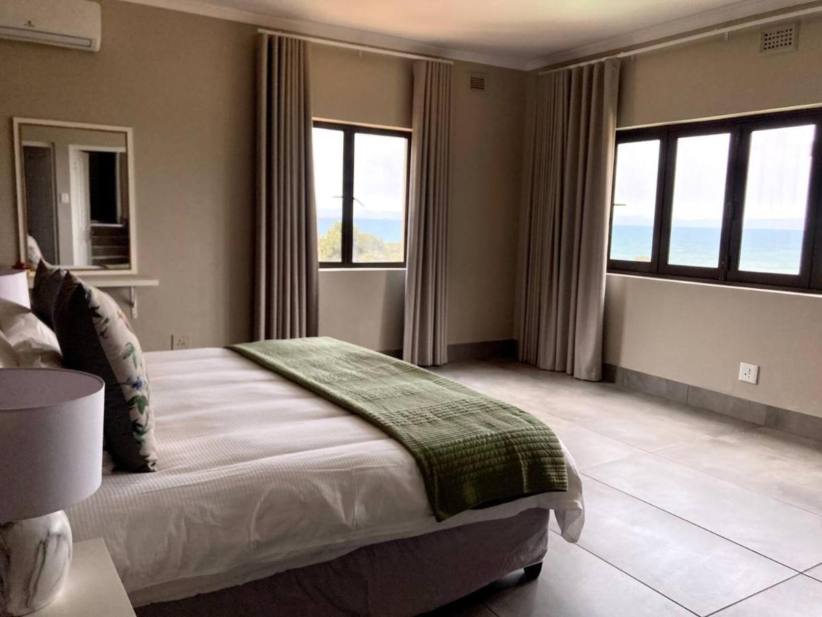 Ocean Rocks Villa, Umhlanga ダーバン エクステリア 写真